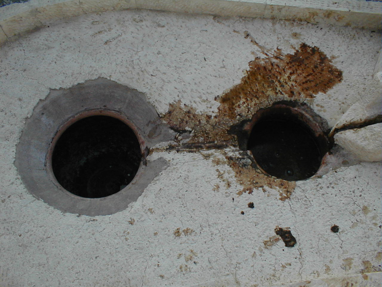 Olive Press oil pots.JPG
