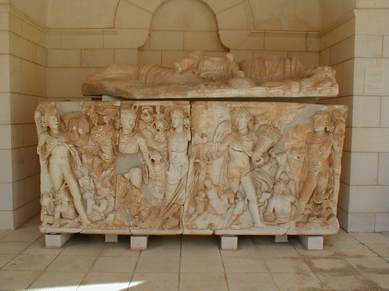 Sarcophagus - Roman Period 2.JPG