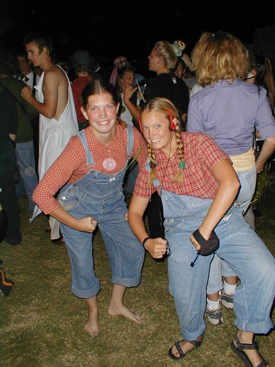 Halloween Hick Chicks.JPG