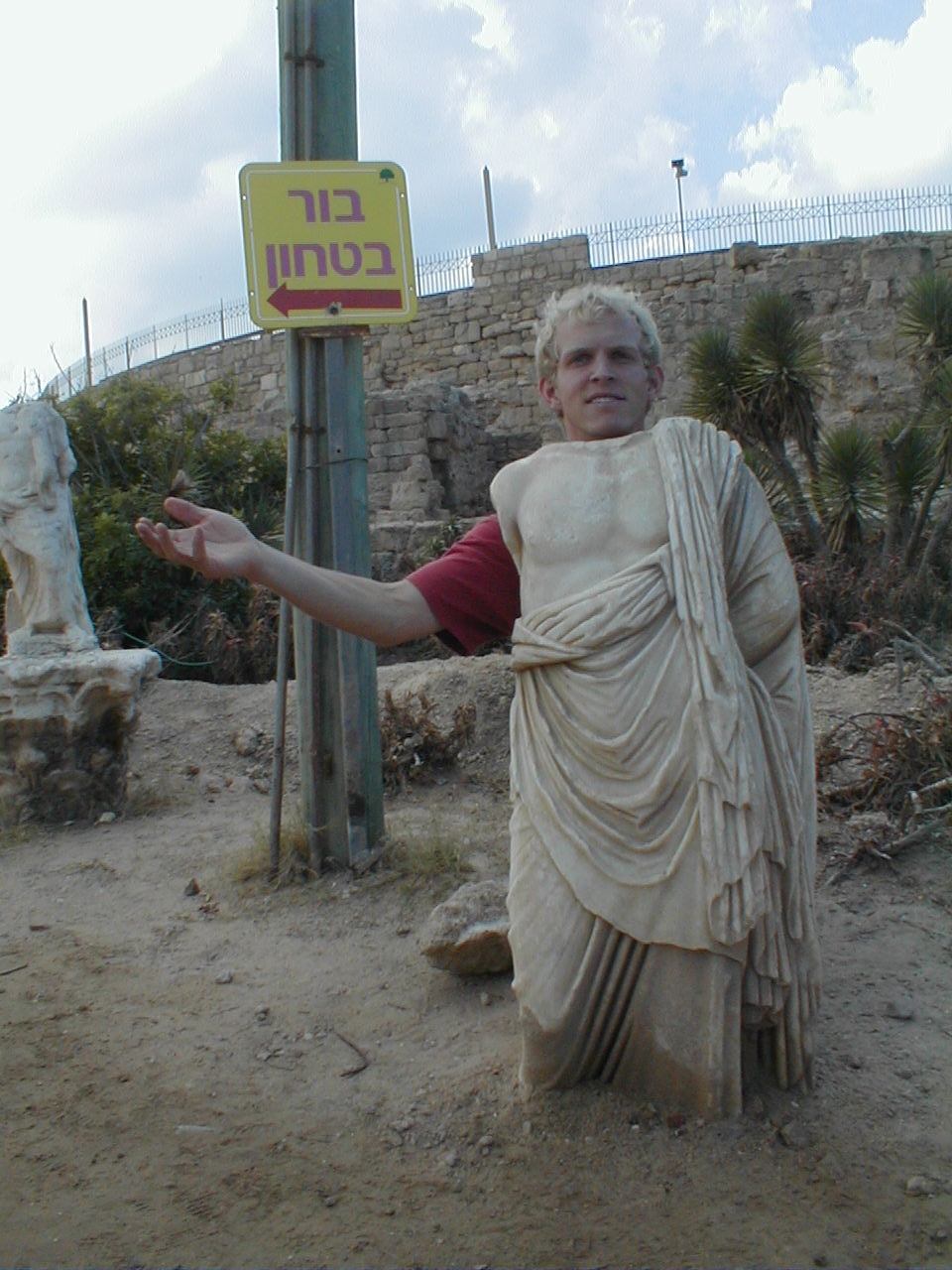 Steve with Statue.JPG
