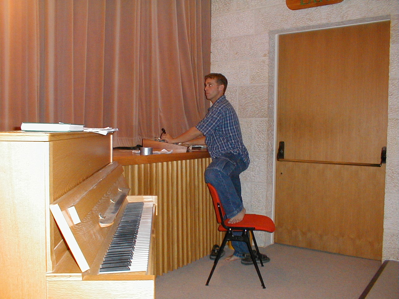 Talent Show - Ryan on lights.JPG