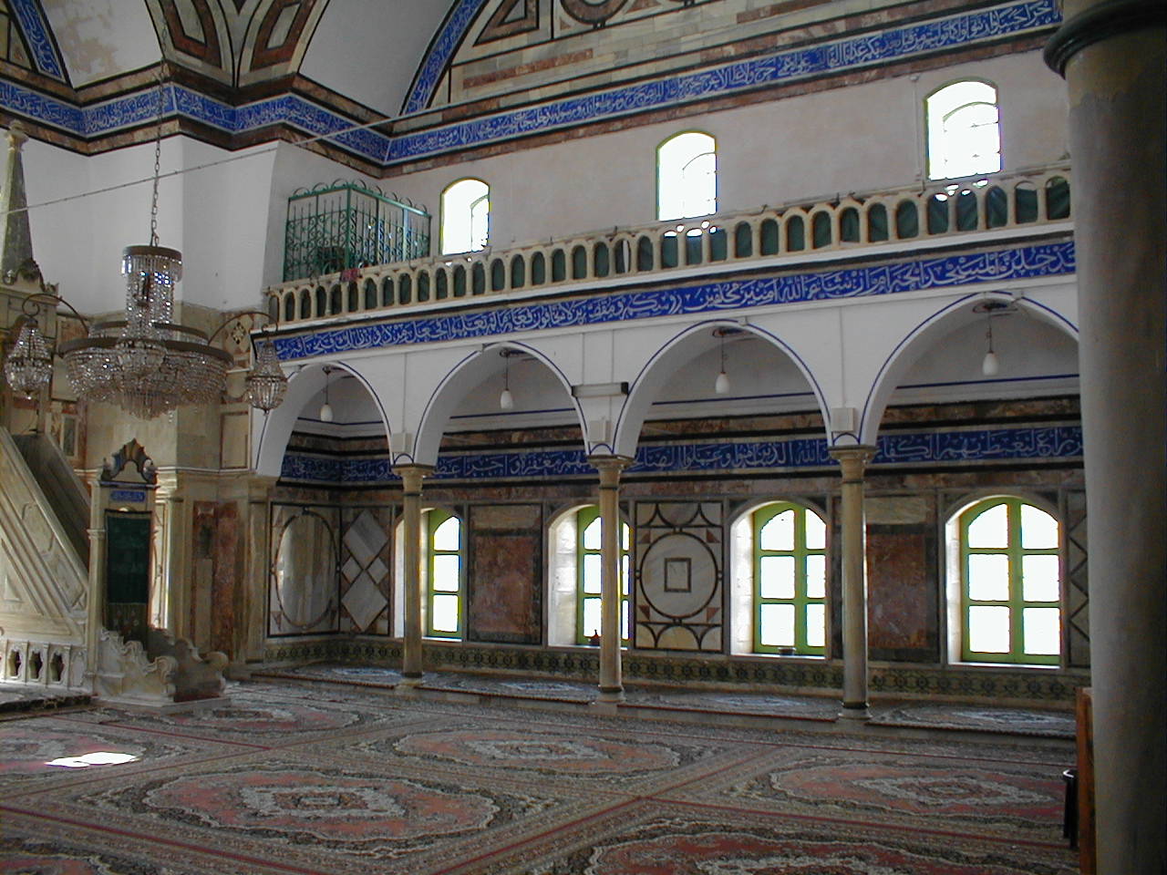 Al-Jasr Mosque side.JPG