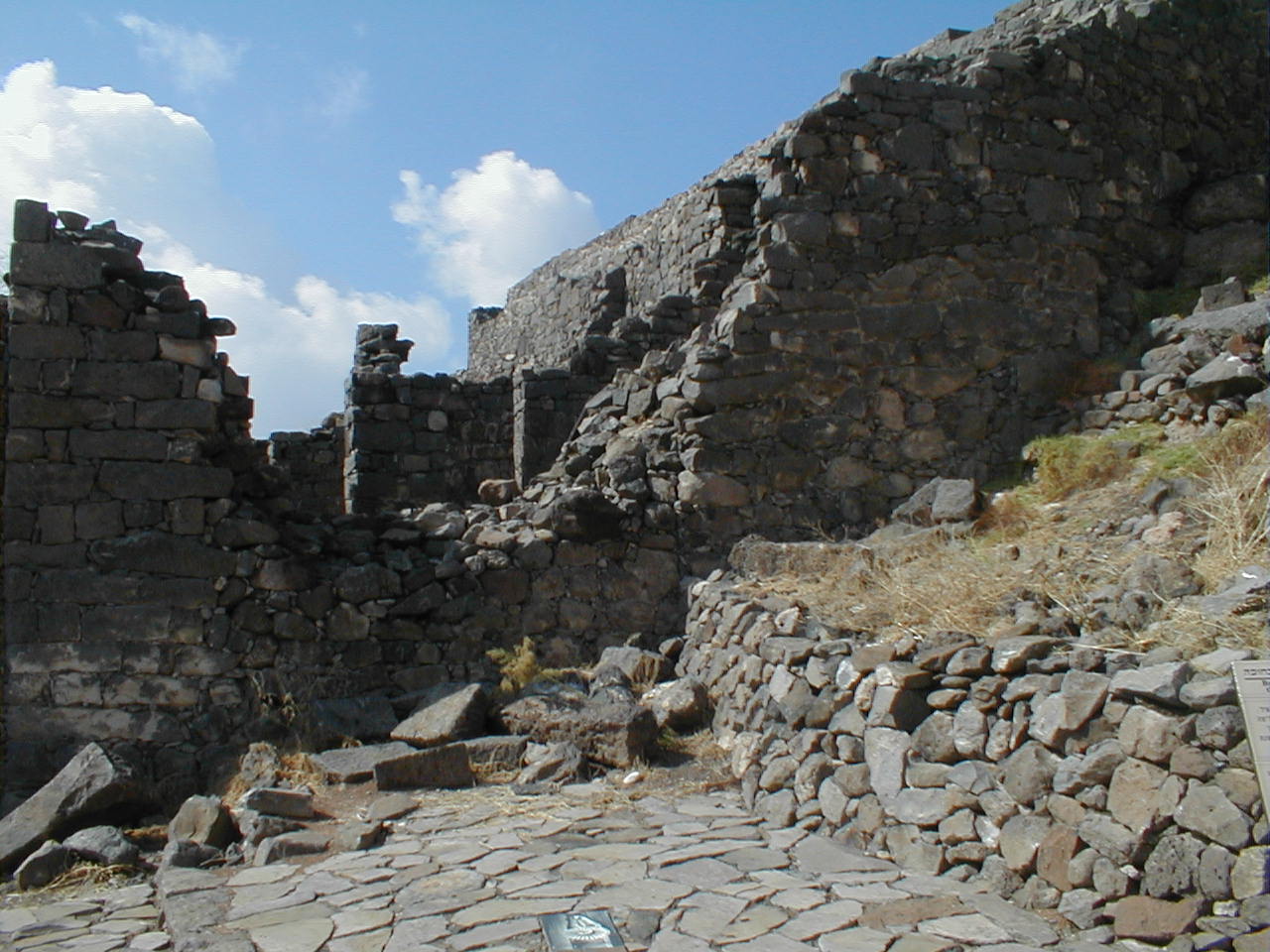 Gamla Battering Ram Hole.JPG