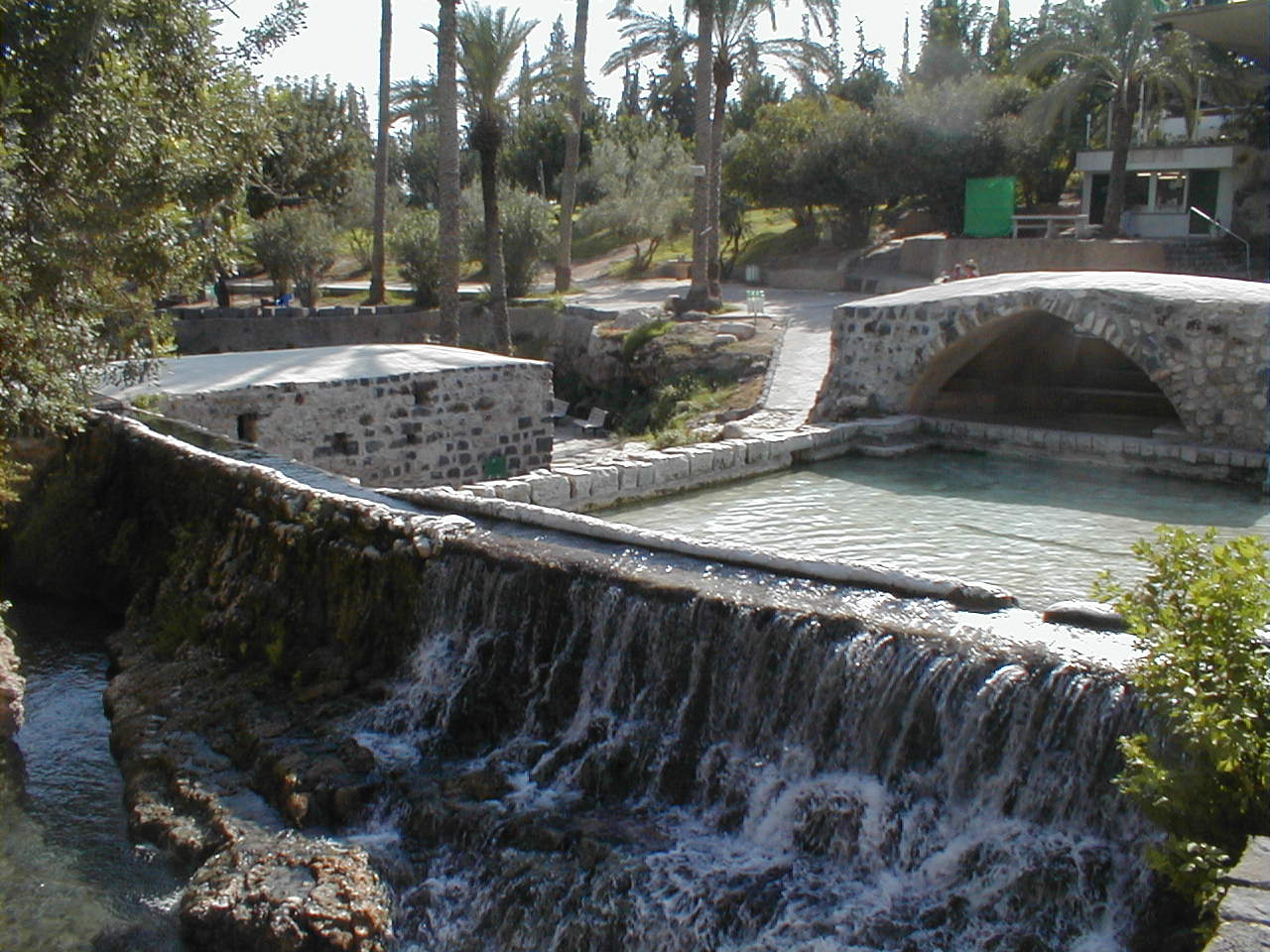 Gan Hashalosha Waterfall.JPG