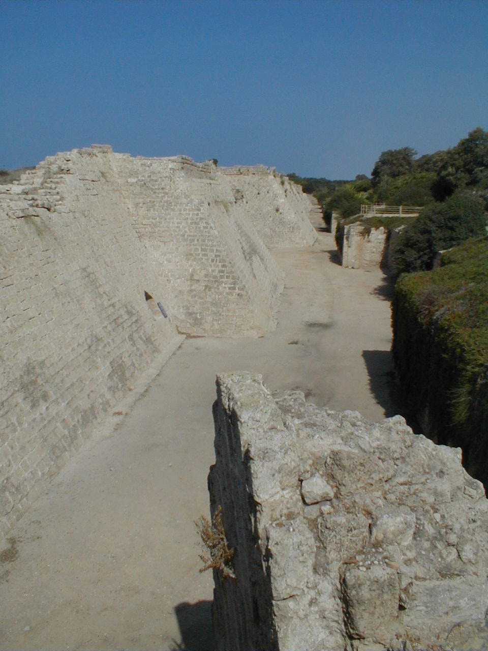 Maritima moat and glacis.JPG