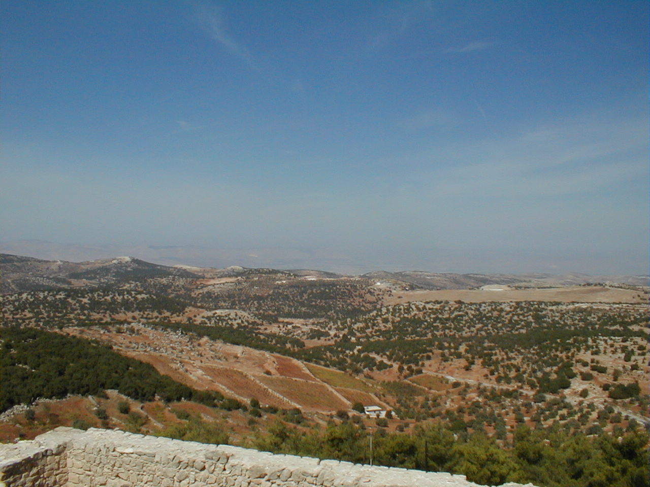 Ajloun Castle - view to north.JPG