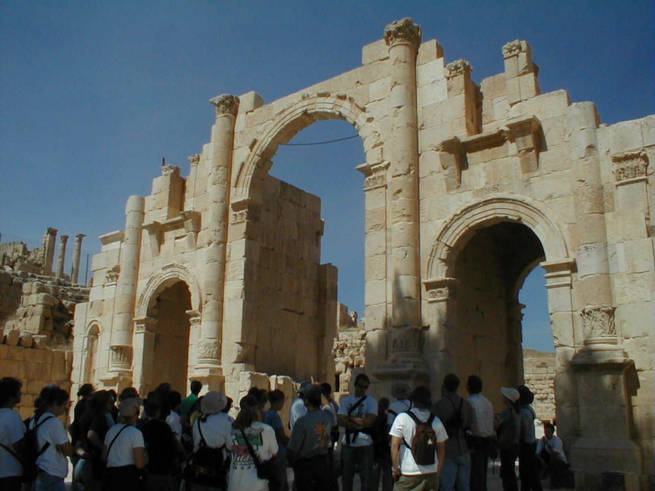 Jerash - South gate.JPG