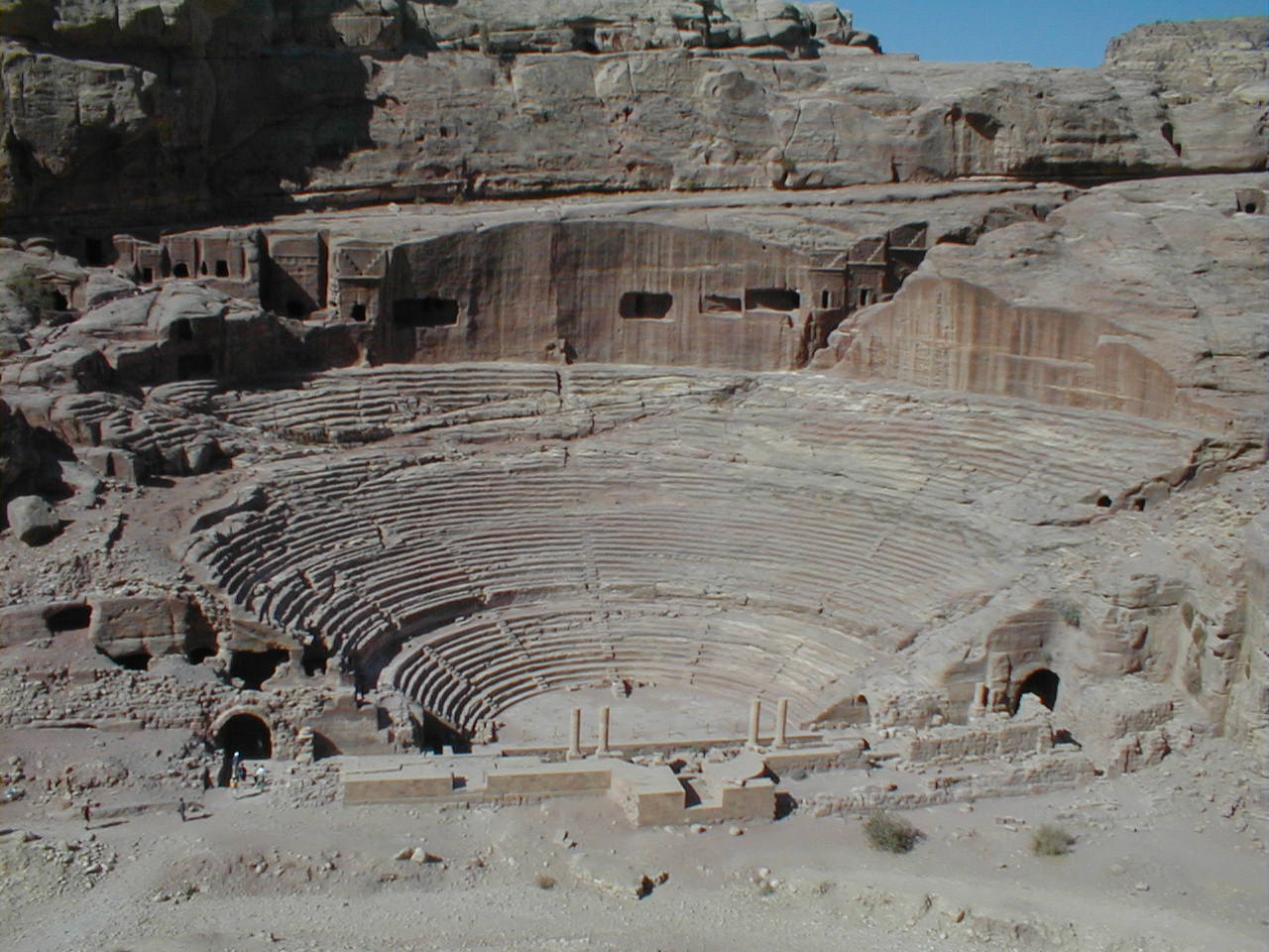 Petra - Theater.JPG