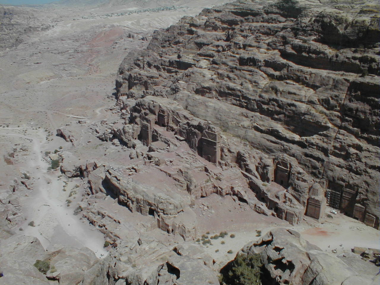 Petra - entrance to valley.JPG