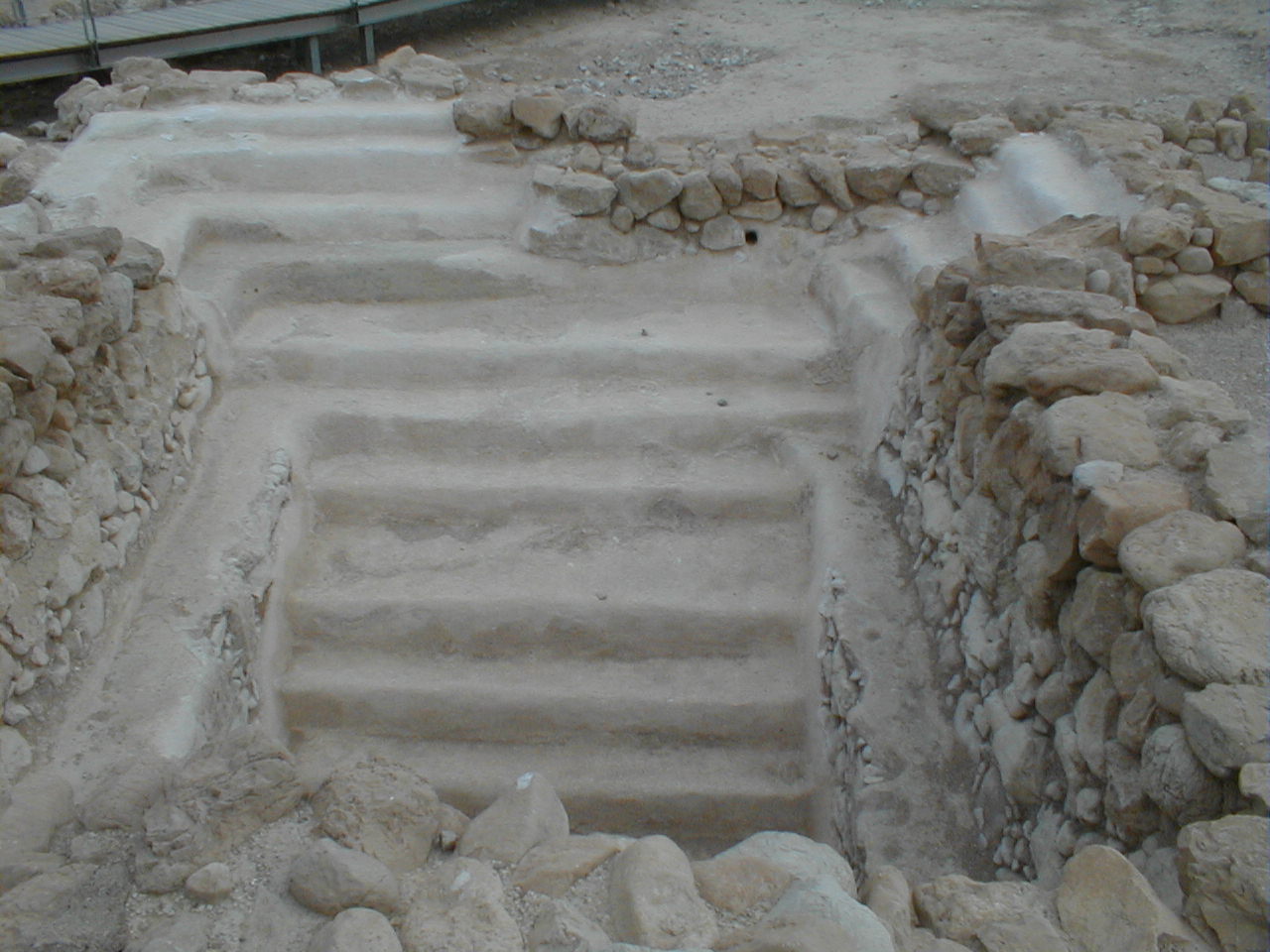 Qumran Mikvah.JPG